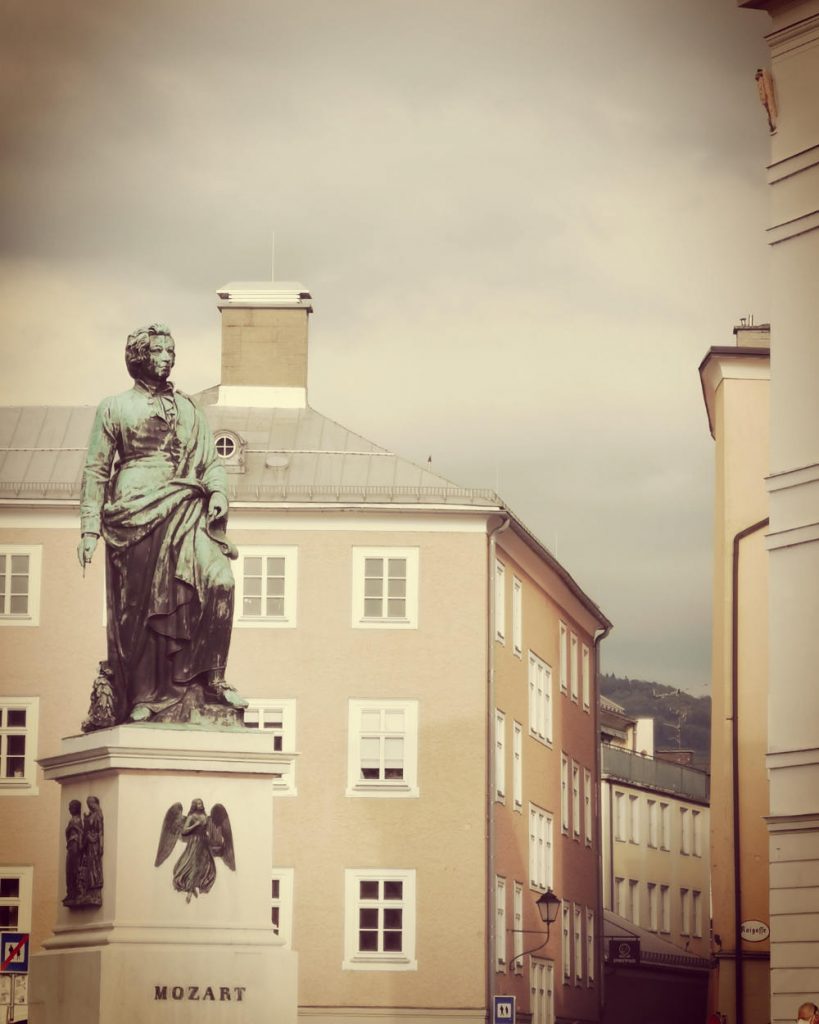 Salzburg Mozartdenkmal